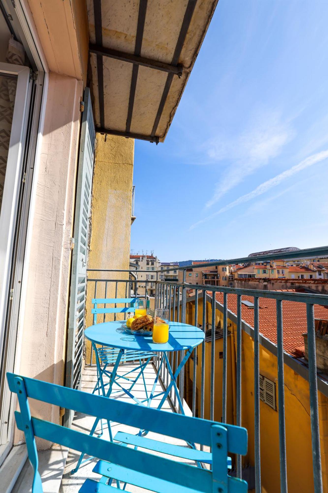 Azurappart Brilliant 2room, Massena Appartement *